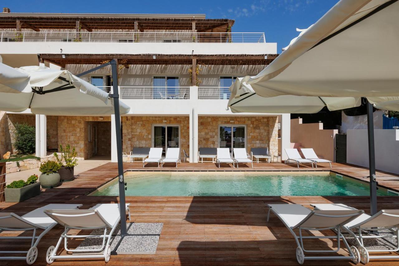 Mercury Beach Hotel SantʼAntìoco Exterior foto